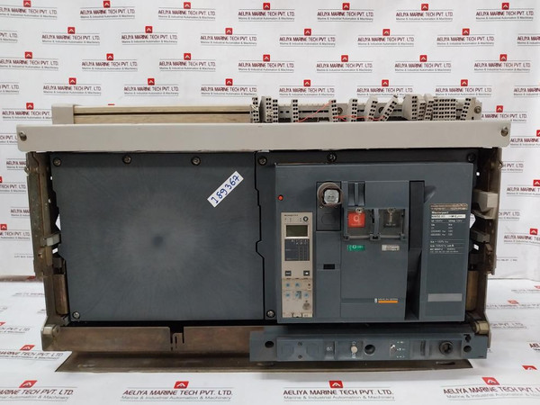 Schneider Electric Nw50 H1 Masterpact Circuit Breaker Micrologic 5.0A 200-240 Va