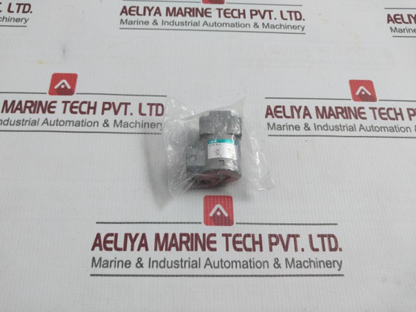 Ckd Qev2-8-a Quick Exhaust Valve 0.05A-1.0Mpa