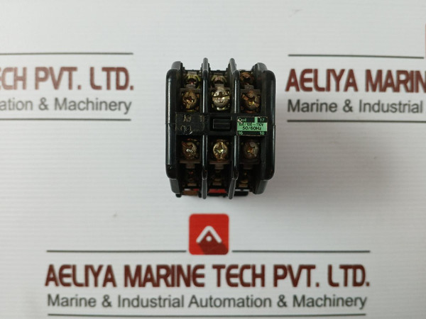 Fuji Electric Src50-2FX Auxiliary Relay 5060Hz