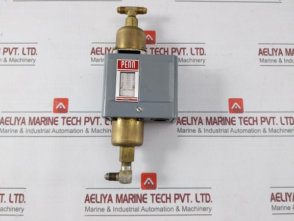 Johnson Controls P74Ba-10 Differential Pressure Control Switch 120-600 Vac