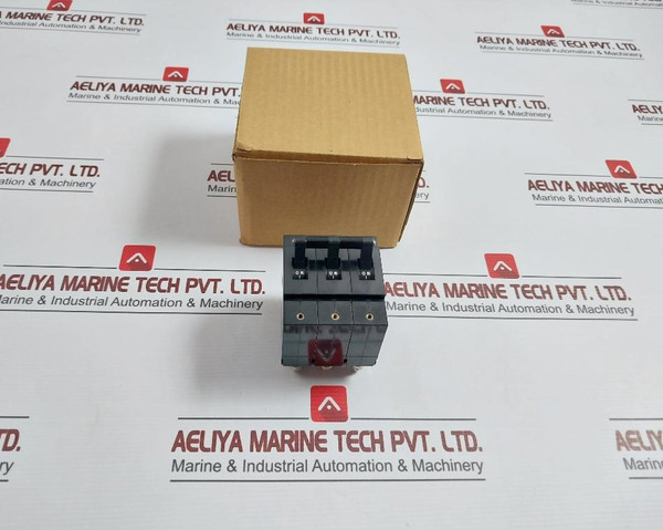 Idec Nrbm3100 3 Pole Circuit Protector 40A 250Vac