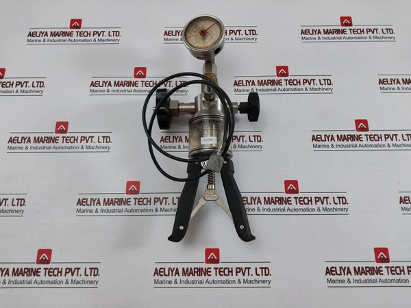 Nagman Hand Held Test Pump Pressure Calibrator (Not Working)