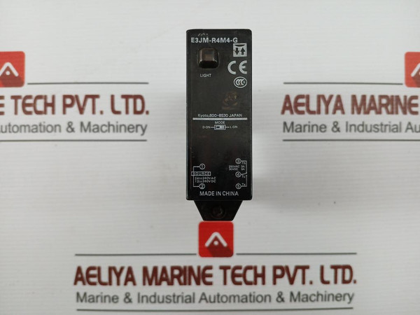 Omron E3Jm-r4M4-g Photoelectric Sensor