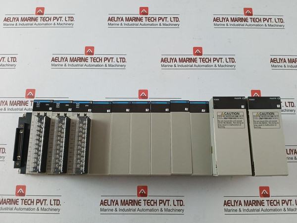 Cs1W-da08C By Omron Cs1W-sp001, Cs1D-pa207R 240V Ac Analog Output Unit
