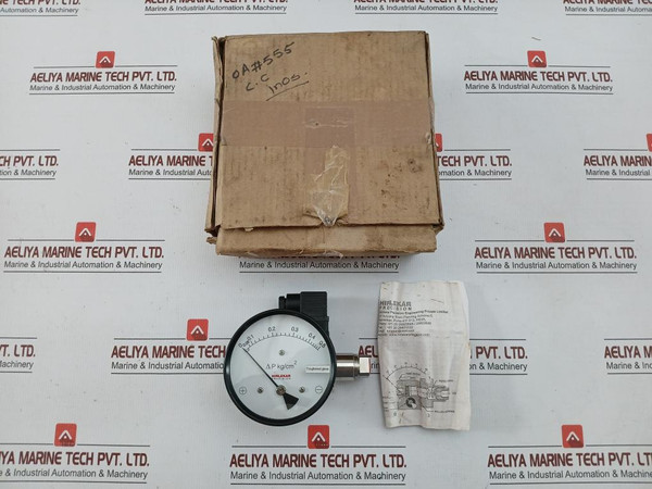 New Condition 200 Dgr Differential Pressure Gauge Spst By Hirlekar Precision