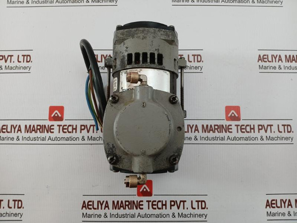 A107Ccd20-164 Diaphragm Compressor Vacuum Pump 220-230V By Thomas