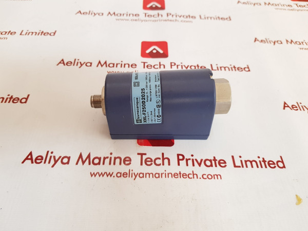 Telemecanique xml-f250d2025 universal pressure  sensor