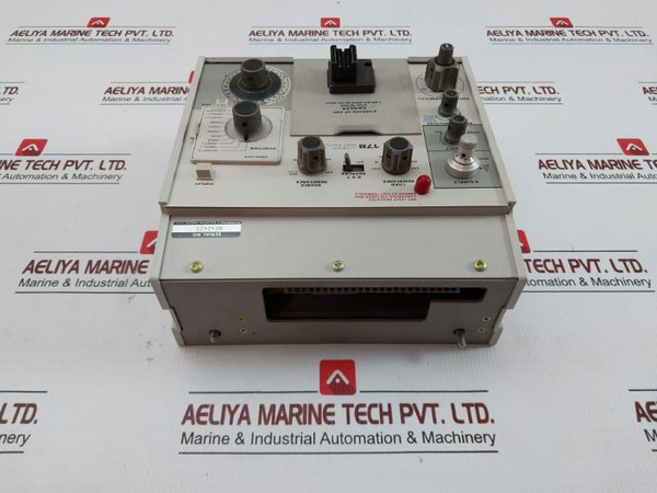 Tektronix Linear Ic Test Fixture 0 To 30V Part No. 178