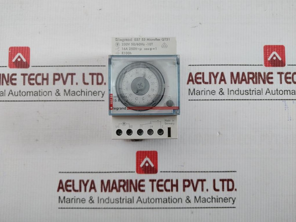 Legrand 230V,50/60Hz Analogue Time Switch 037 53