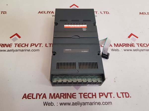Idec Izumi Pfj-t081U Relay Output Unit With Pfj-dmu Dummy Unit