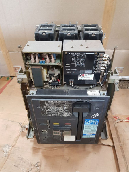Hyundai Hat 12 Air Circuit Breaker 1250A 660 Vac 50/60Hz 3 Pole