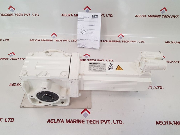 Sew-eurodrive Waf30 Cmp50M/Bp/Ky/Rh1M/Sb1 Servo Motor With Plug Connector