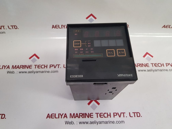 Yamatake Sdc200 Temperature Controller Sdc2002Gc01A00701