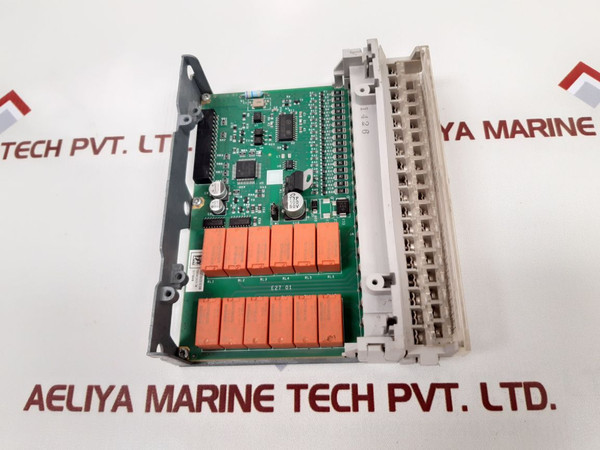 Schneider Tsxdmz28Dr Plc I/O Module Pv: 02 Rl: 04