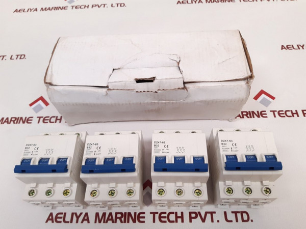 Dz47-63 B32 Circuit Breaker