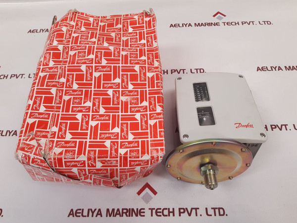 Danfoss Rt 113 Pressure Switch 0-120 In Wg 0-30 Kpa Differential 017A1683