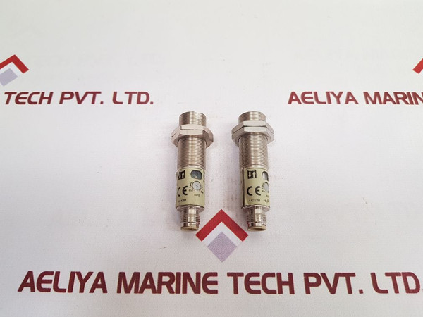 Omron e3f2-r4b4-m1-m photoelectric sensor Used