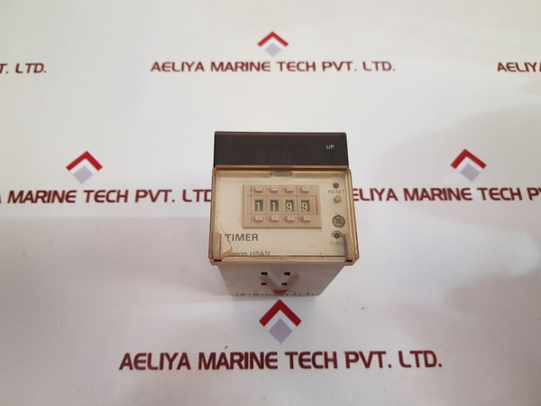 Omron H5An-4D Timer H5An