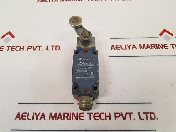 Telemecanique Xck-j.C Limit Switch Zck-e05C Ac15 240V 3A