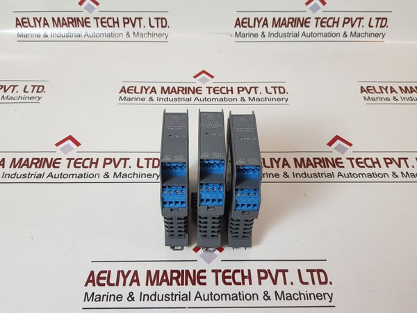 G.M. International D1010D 2 Channels Repeater Power Supply D1010D/B