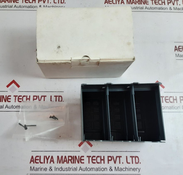 Schneider Electric Lv432593 Long Terminal Shield Nsx400/630