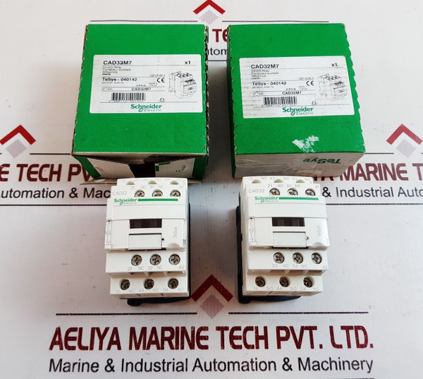 Schneider Electric Cad32 Control Relay