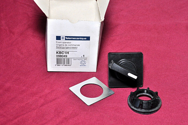 Telemecanique front operator kbc1h 098049 Czech Republic