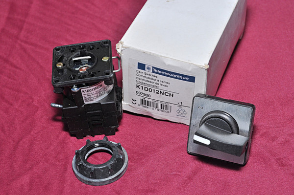 Telemecanique k1d012nch cam switches, commutateur a cames