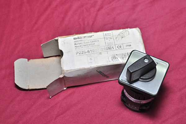 Salzer rotary cam switch IP66 p220-61037-a01 20A.300VAC