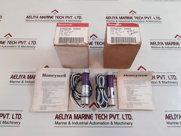 Honeywell C7027A 1049 Mini-peeper U.V. Sensor