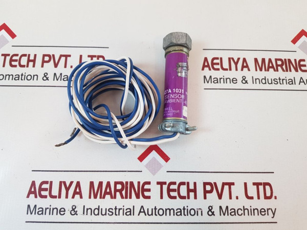 C7027A 1031 2 Mini-peeper U.V. Sensor Rev. B Honeywell