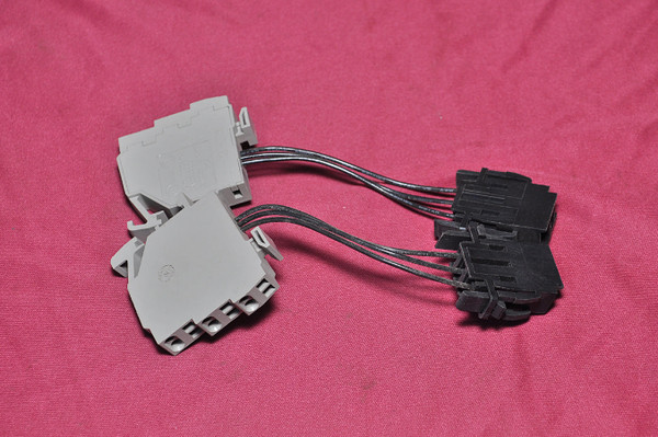 Nos square d e103955 circuit breaker accessory