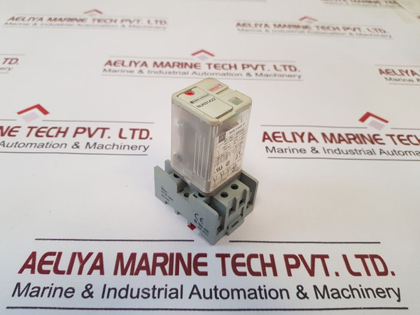 Telemecanique Run31A22 Relay 10A 300V