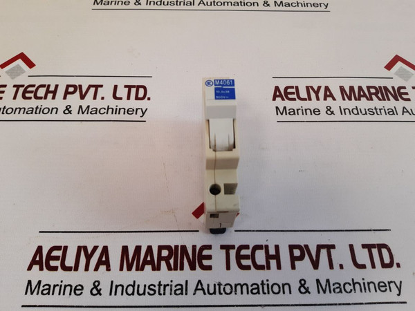 Lot Of 2x M4061 500V~