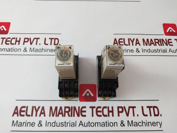 Omron H3Y-2 Timer 110Vac