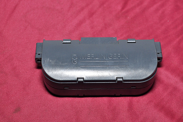 Merlin Gerin 9913 connector