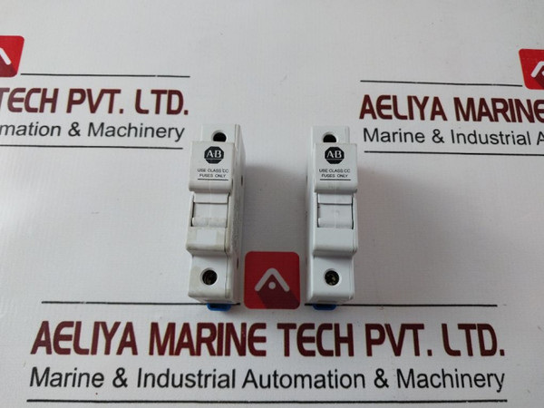 Lot Of 10X Allen-bradley 1492-fb1C30 Fuse Holder 5.616.054