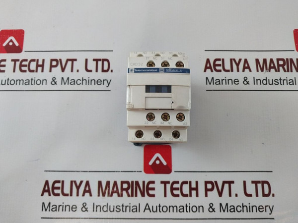 Telemecanique Cad32 P7 Control Relay 230V 50/60Hz