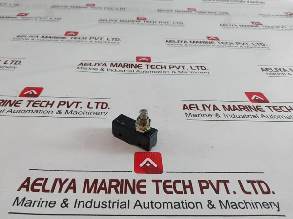 Omron Z-15Gq Limit/Snap Switch Z4G1P05A 675008