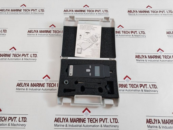 Rheintacho A2-2000B Digital Handtachometer