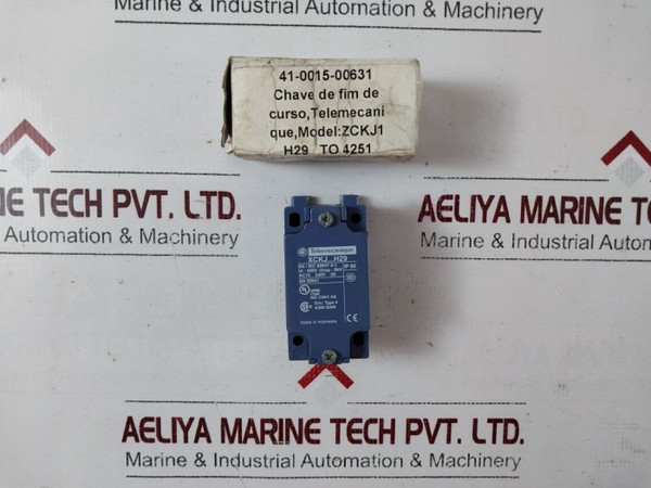 Telemecanique Zckj1H29 Limit Switch Xckj…H29 Ac15 240V 3A