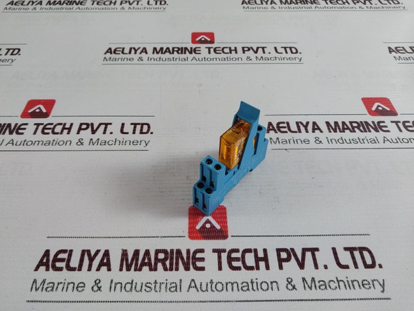 Finder 40.52 General Purpose Relay With Socket 95.85.1