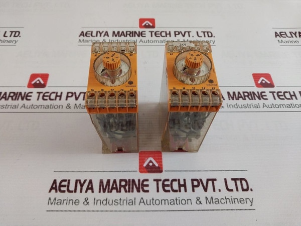 Schleicher Szb 521, 0,3S-60H Time Relay 220V 50Hz