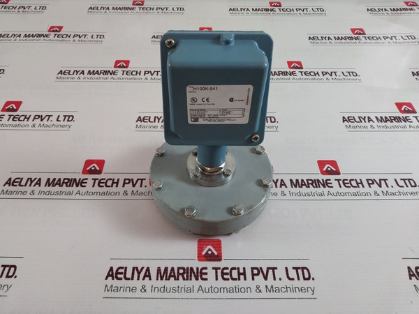 United Electric Controls H100K-541 Differential Pressure Switch 15A 480Vac