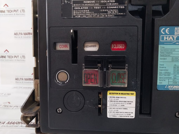 Hyundai Hat 16 Air Circuit Breaker 3 Poles 1600A 690V Ac 50/60Hz