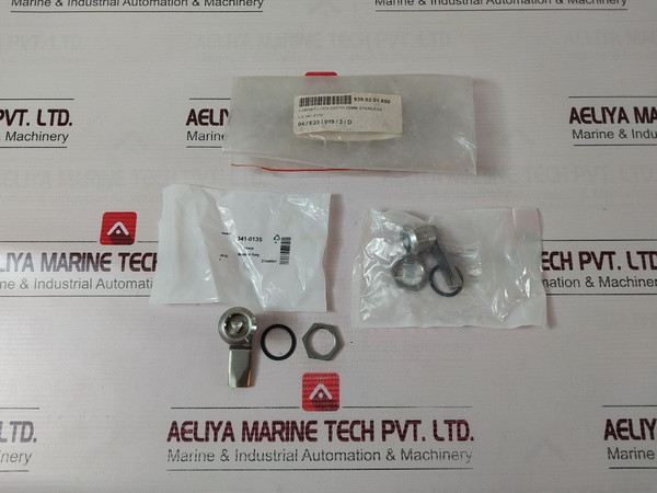 Rs 341-0135 Stainless Steel Triangular Cabinet Lock 20Mm 939.02.01.850