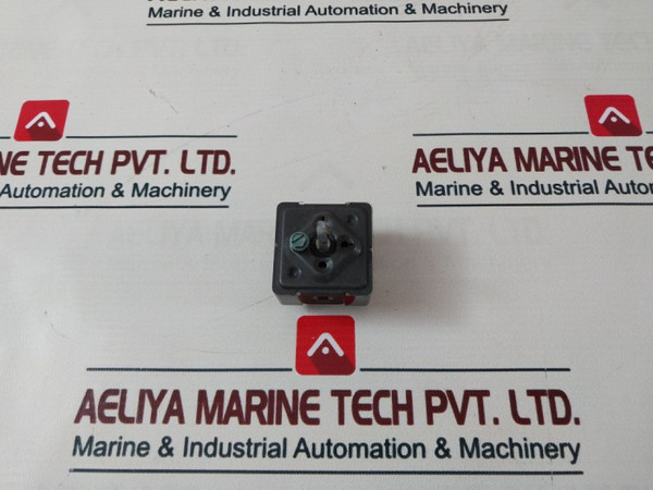 Switches Invensys Inf 240 1018 - 15A Used