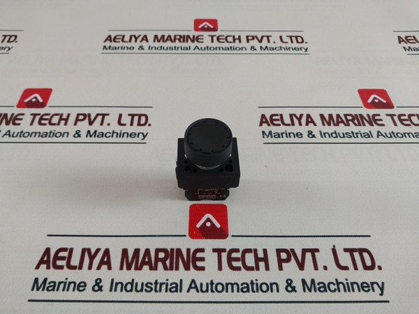 Siemens 3Sb14 00-0A Auxiliary Contact 130V Max 2.5W