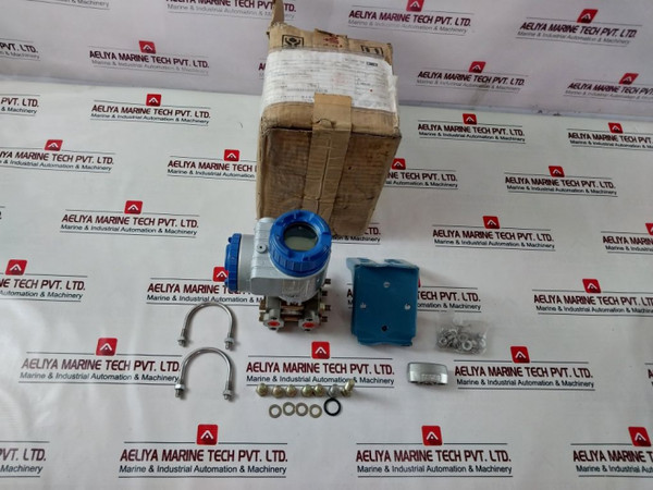 Pressure Transmitter Fuji Electric Fkcb35V4-2Acyy-aa New