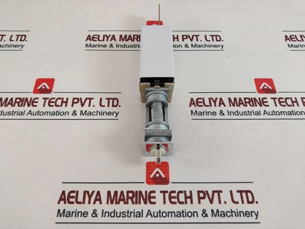 Entrelec P.01 Switch Tpl-turn-push-light  32A